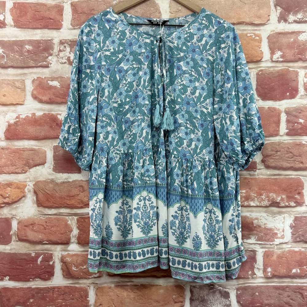Bloomchic Top Women's Size 18-20 Blue Multicolor Boho Floral Border Trim Shirt